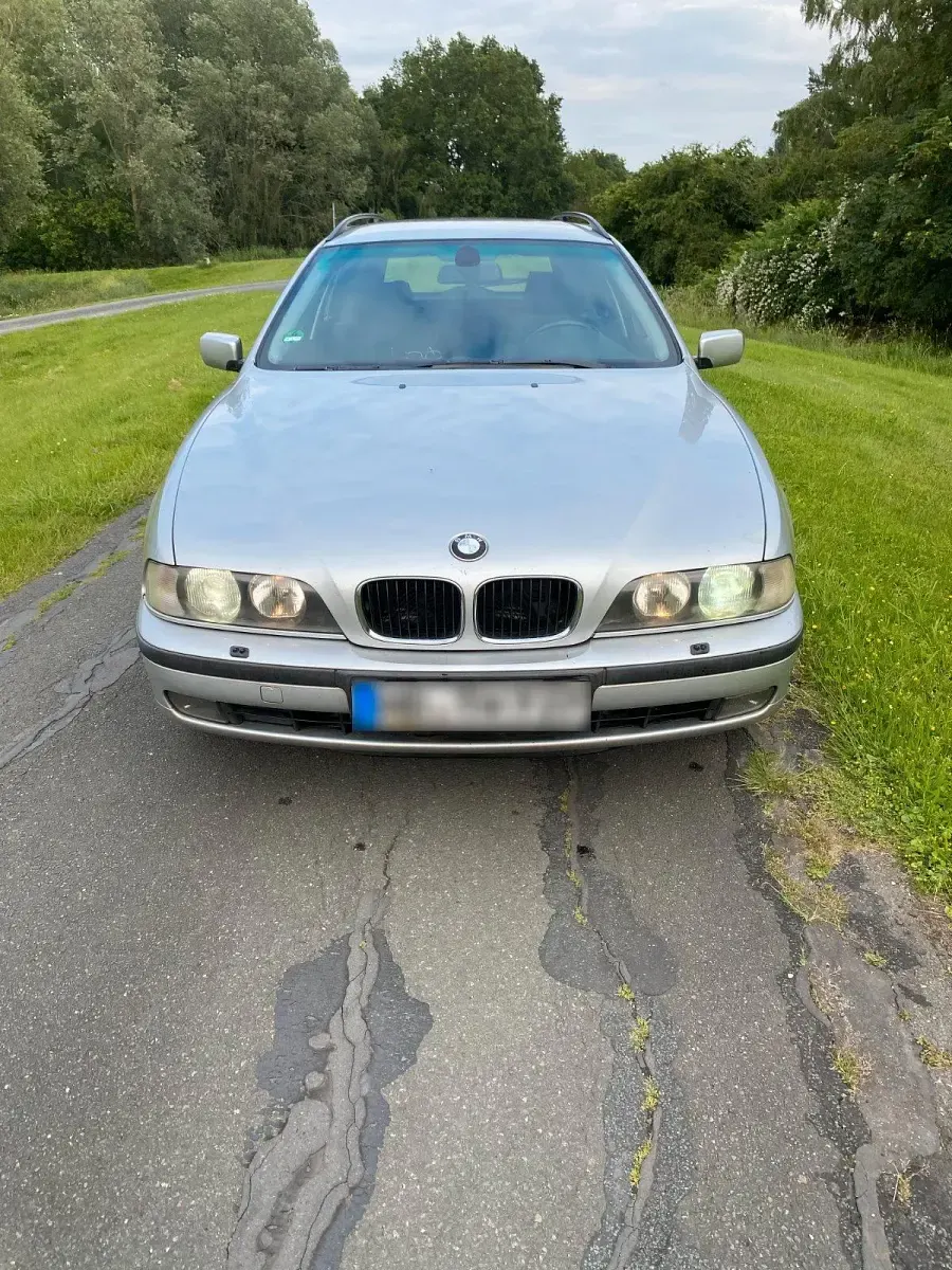 Gebraucht BMW 523 170 PS (125 kW) 2000 Silber Kombi