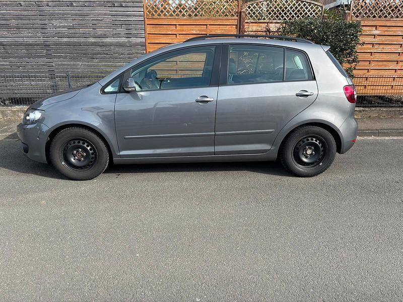 Gebraucht VW Golf Plus 105 PS (77 kW) 2009 Grau Van / Kleinbus