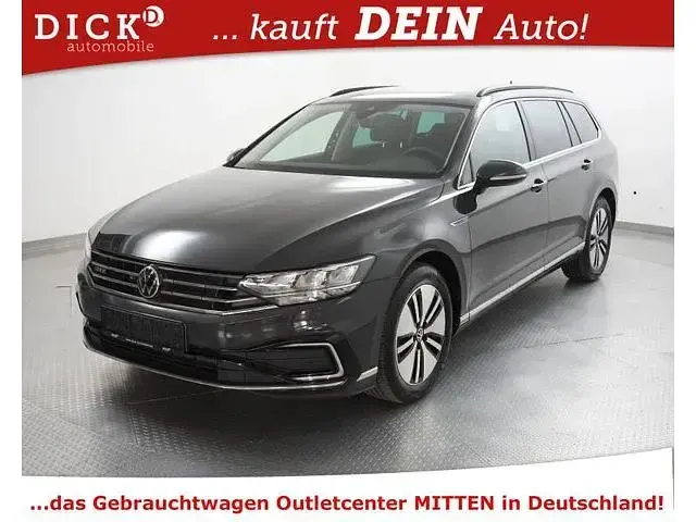 Gebraucht VW Passat GTE 218 PS (160 kW) 2021 Uranograu Kombi