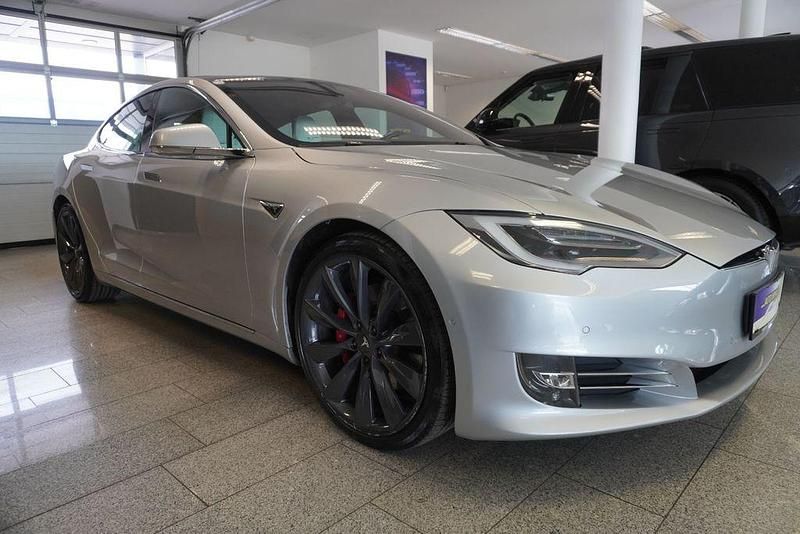 Gebraucht Tesla Model S Performance 584 kW (795 PS) 2018 Silber Kleinwagen