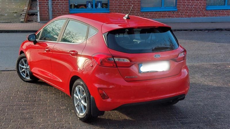Gebraucht Ford Fiesta Titanium 86 PS (63 kW) 2021 Rot Kleinwagen
