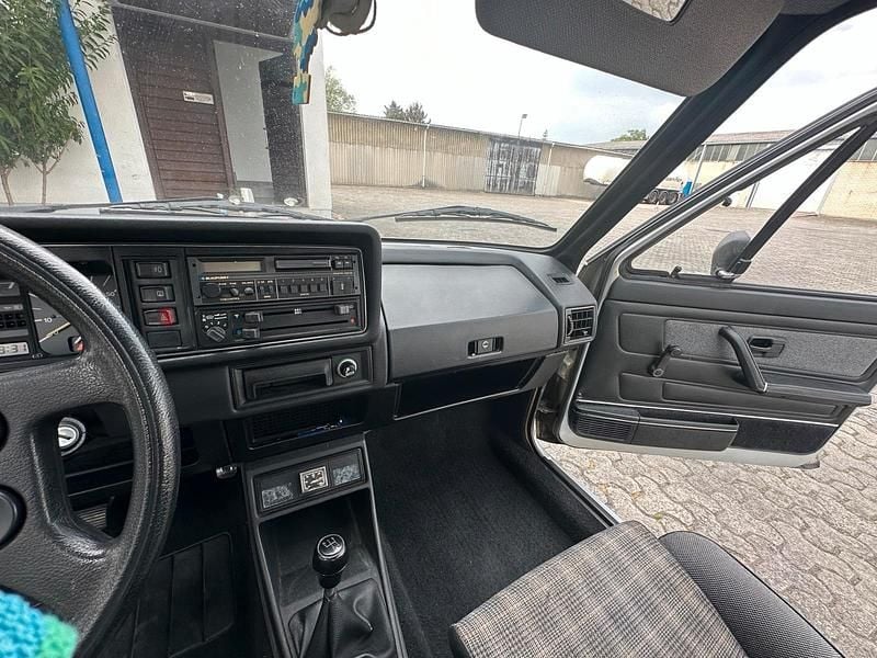 Gebraucht VW Golf I 69 PS (50 kW) 1983 Grau Kleinwagen