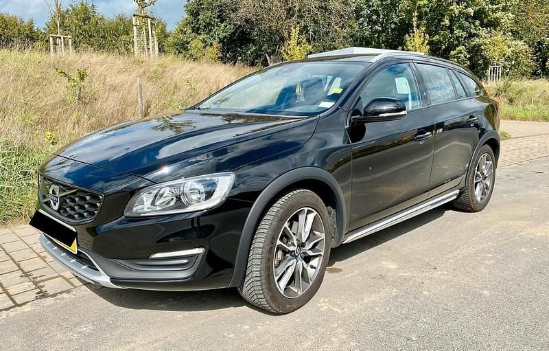 Gebraucht Volvo V60 CC 150 PS (110 kW) 2017 Kombi