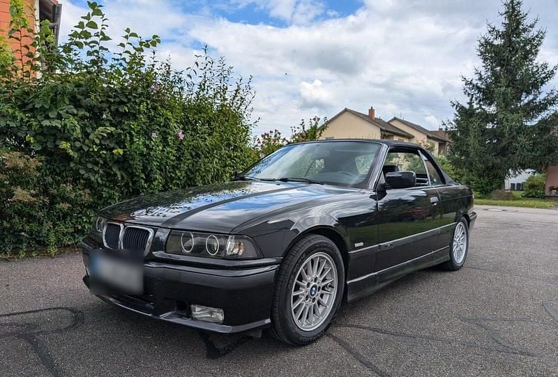 Gebraucht BMW 318 Cabriolet 118 PS (86 kW) 1998 Schwarz Cabrio
