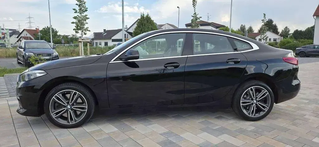 Gebraucht BMW 220 Gran Coupé Sport Line 190 PS (139 kW) 2023 Schwarz Coupé