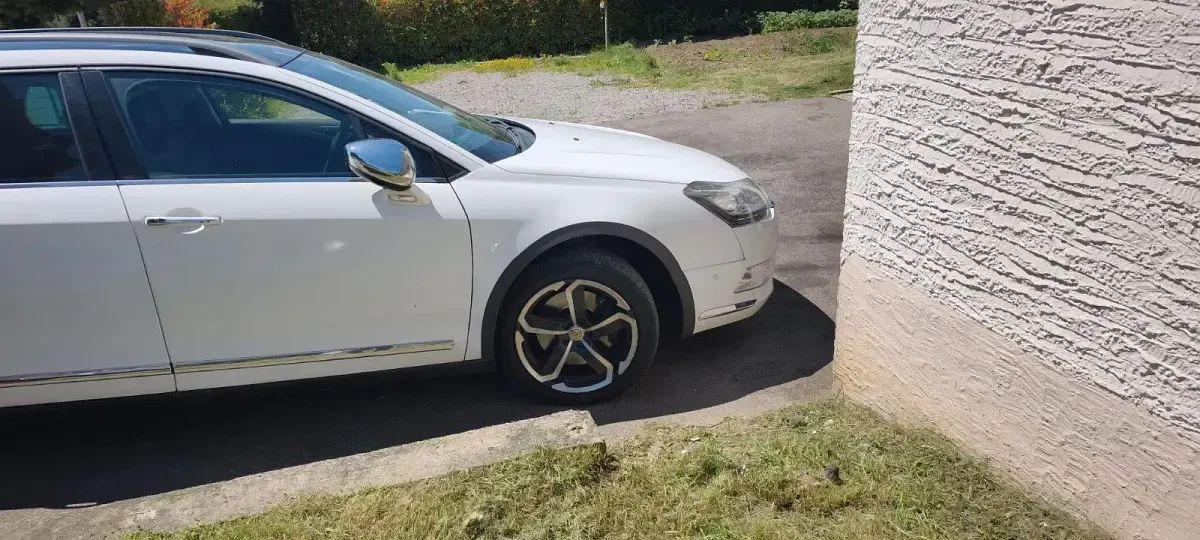 Gebraucht Citroën C5 204 PS (150 kW) 2014 Weiß Kombi