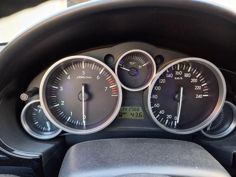 Gebraucht Mazda MX5 Emotion 126 PS (92 kW) 2005 Grau Cabrio