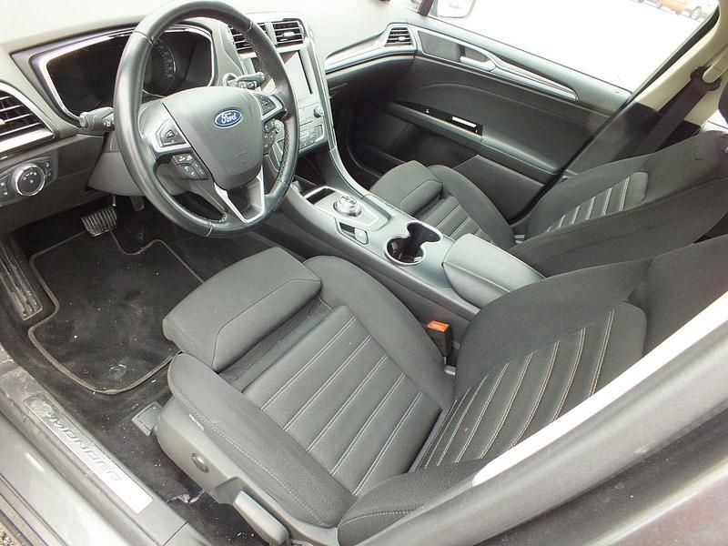 Gebraucht Ford Mondeo Titanium 150 PS (110 kW) 2022 Grau Kombi