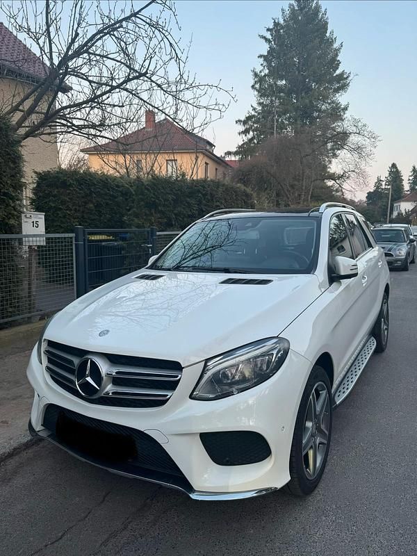 Gebraucht Mercedes GLE350 258 PS (189 kW) 2017 Weiß SUV