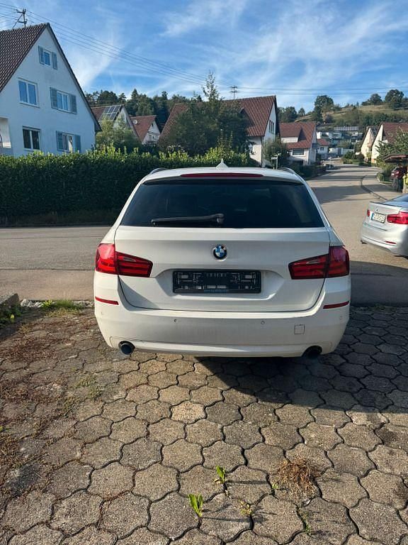 Gebraucht BMW 535 313 PS (230 kW) 2011 Weiß Kombi