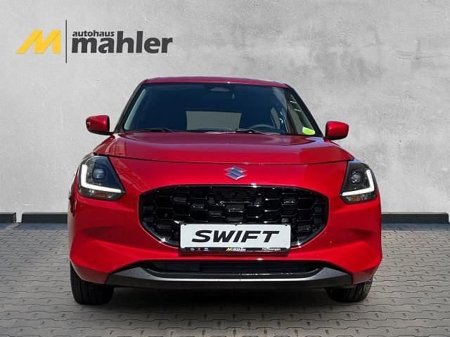 Gebraucht Suzuki Swift Comfort 83 PS (61 kW) 2026 Rot Kleinwagen
