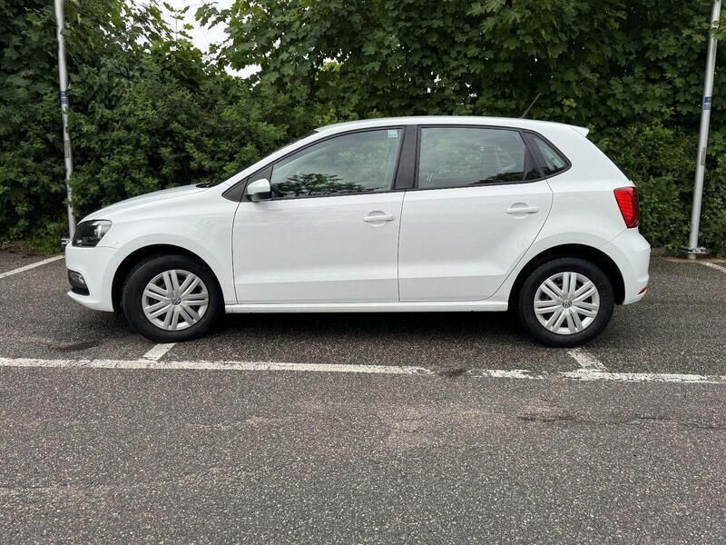 Weiß Gebraucht 2017 VW Polo Kleinwagen | 8.800 € (Guter Preis) - Bild 1/4