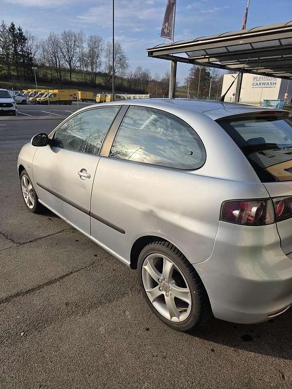 Gebraucht Seat Ibiza Sport 86 PS (63 kW) 2008 Silber Limousine