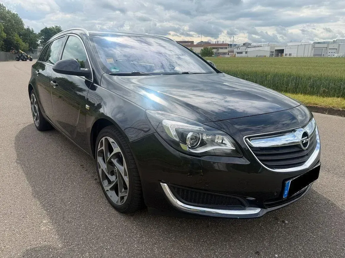 Gebraucht Opel Insignia Innovation 170 PS (125 kW) 2015 Schwarz Kombi