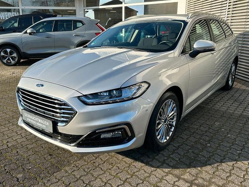 Gebraucht Ford Mondeo Titanium 140 PS (102 kW) 2022 Silber Kombi