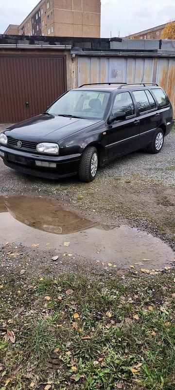 Schwarz Gebraucht 1996 VW Golf III Kombi | 1.400 € - Bild 1/1