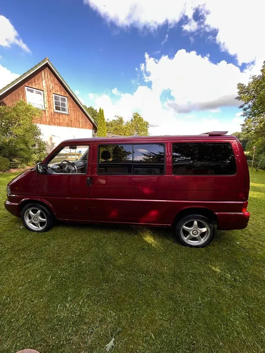Gebraucht VW Multivan 102 PS (75 kW) 1998 Rot Van / Kleinbus
