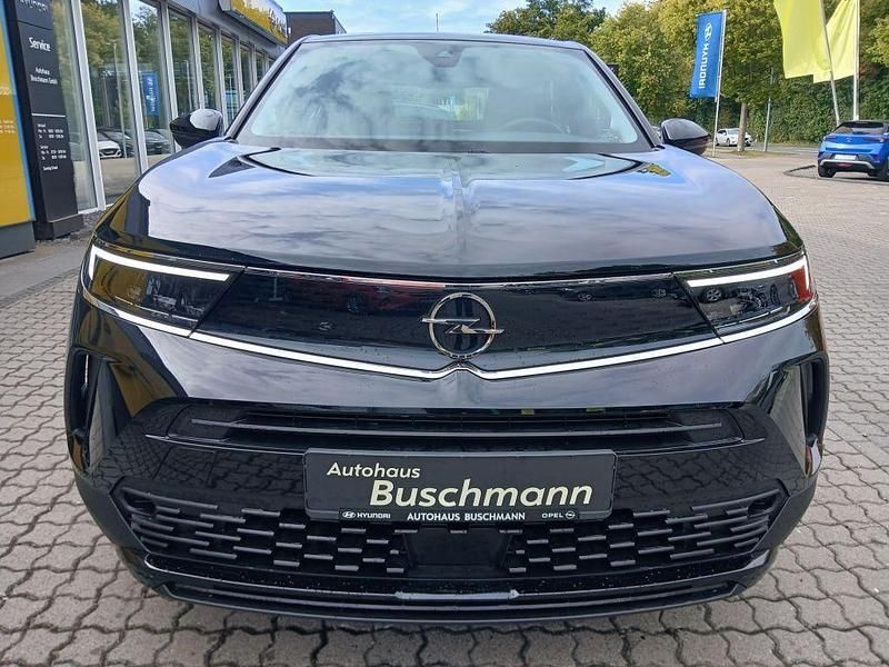 Gebraucht Opel Mokka-e Edition+ 100 kW (136 PS) 2022 Diamant schwarz metallic SUV
