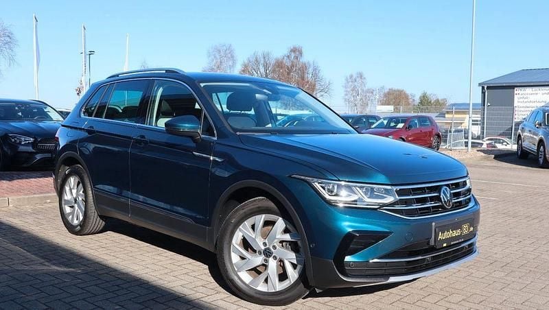 Gebraucht VW Tiguan Elegance 150 PS (110 kW) 2022 Blau SUV