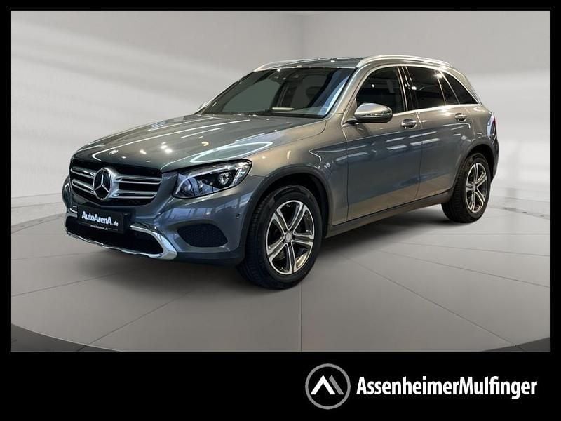 Selenitgrau Gebraucht 2016 Mercedes GLC220 Exclusive SUV | 25.869 € (Fairer Preis) - Bild 1/4