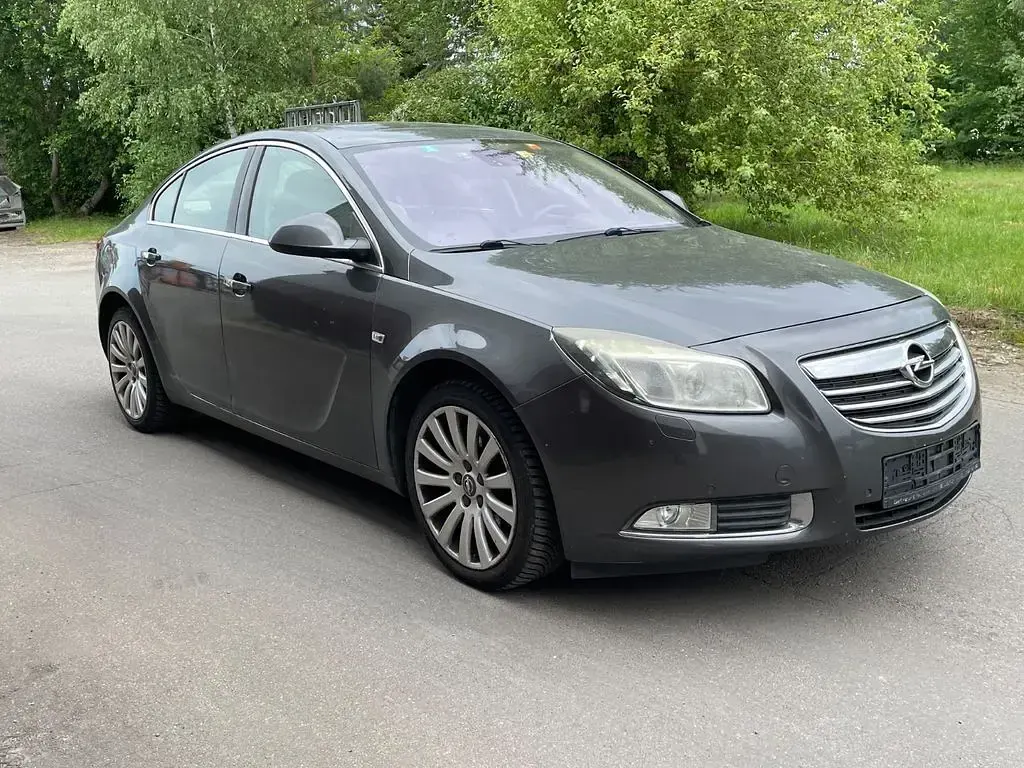Gebraucht Opel Insignia Edition 220 PS (161 kW) 2009 Grau Limousine