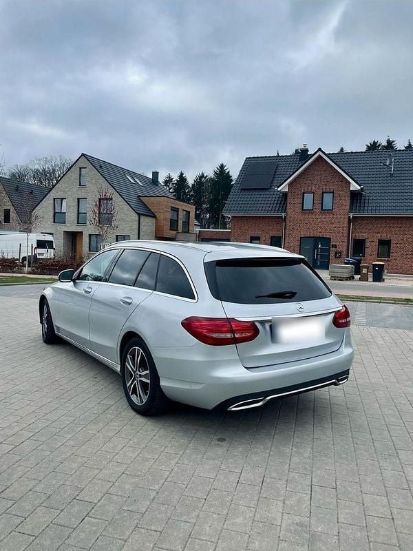 Second-hand Mercedes C250 204 CP (150 kW) 2017 Gri Break