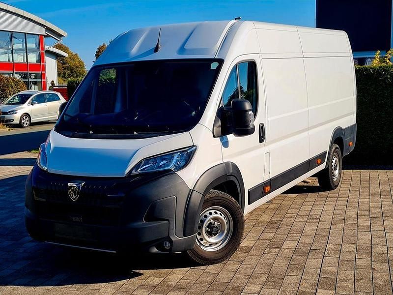 Weiß Gebraucht 2024 Peugeot Boxer Van | 22.900 € (Fairer Preis) - Bild 1/4