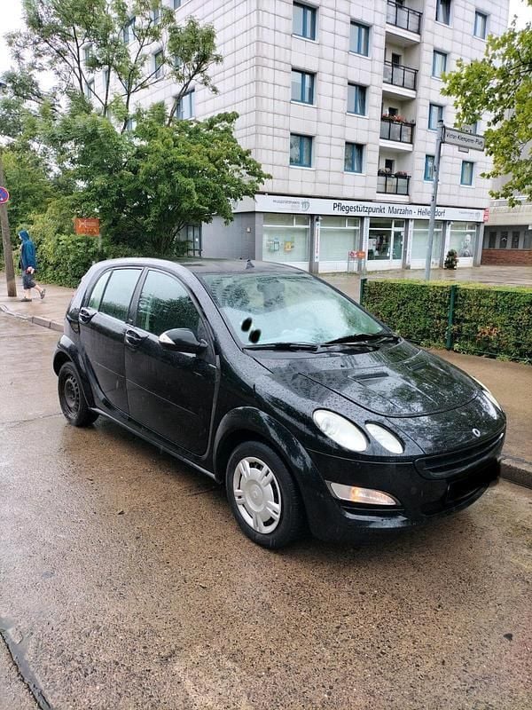 Schwarz Gebraucht 2004 Smart ForFour Limousine | 1.500 € (Fairer Preis) - Bild 1/4