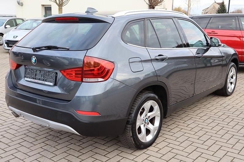 Gebraucht BMW X1 116 PS (85 kW) 2015 Grau SUV