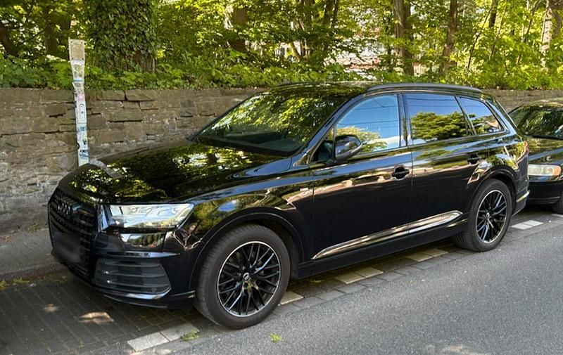 Second-hand Audi Q7 286 CP (210 kW) 2018 Negru SUV