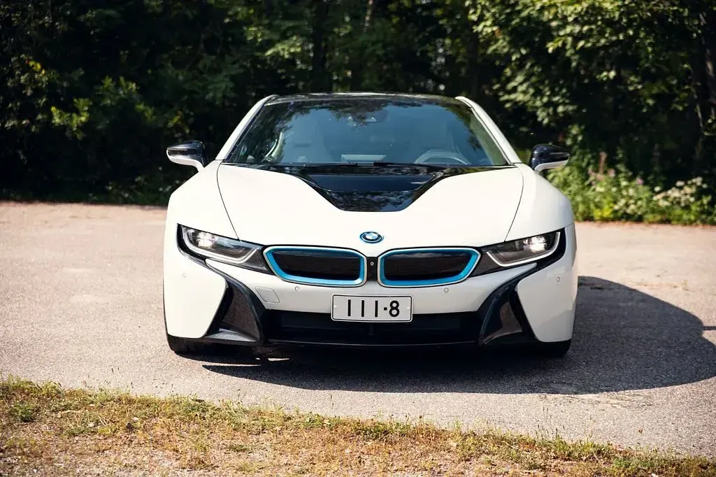 Gebraucht BMW i8 362 PS (266 kW) 2015 Weiß Coupé