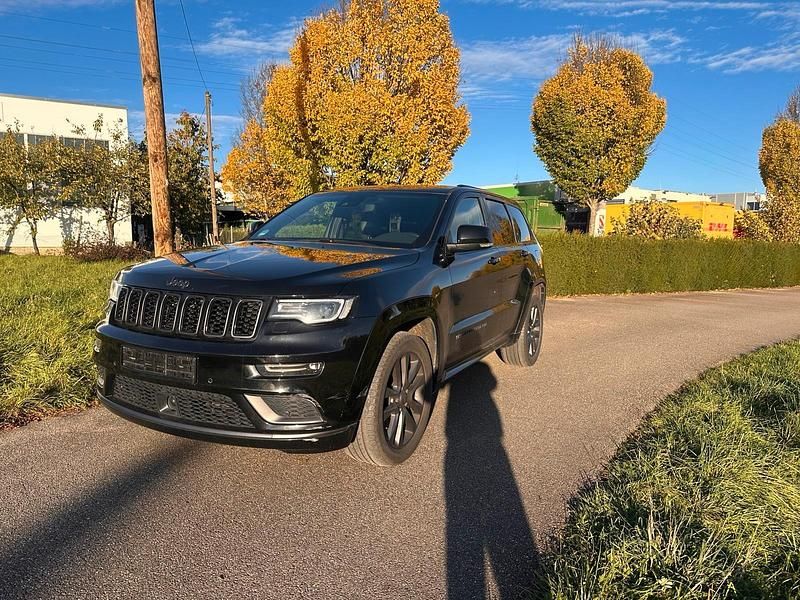 Schwarz Gebraucht 2018 Jeep Grand Cherokee SUV | 18.700 € - Bild 1/4