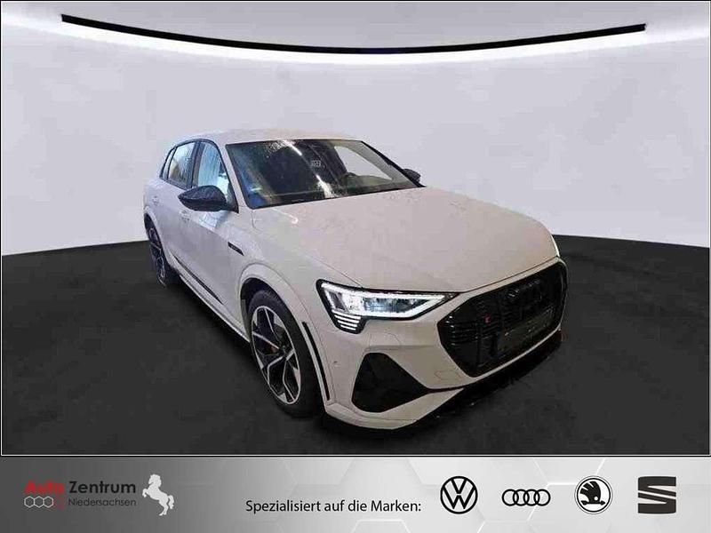 Gebraucht Audi e-tron Ambiente 369 kW (503 PS) 2021 Glacier white metallic SUV