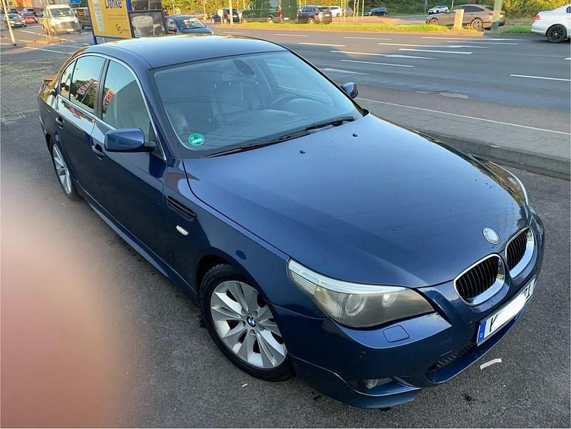 Gebraucht BMW 520 M Sport 170 PS (125 kW) 2004 Blau Limousine