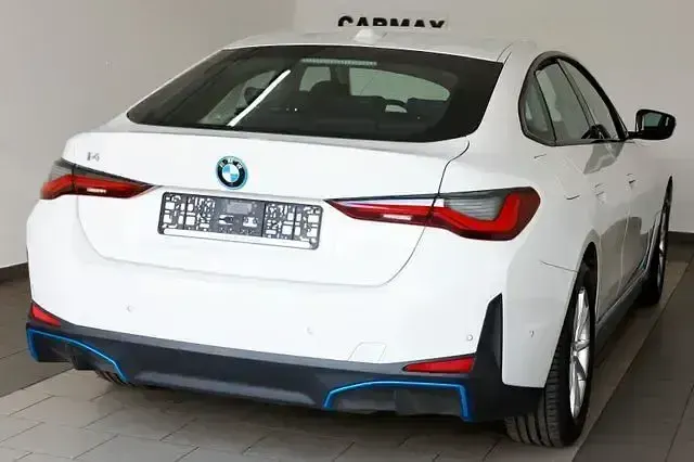 Gebraucht BMW i4 Sport Line 210 kW (286 PS) 2023 Weiß Limousine