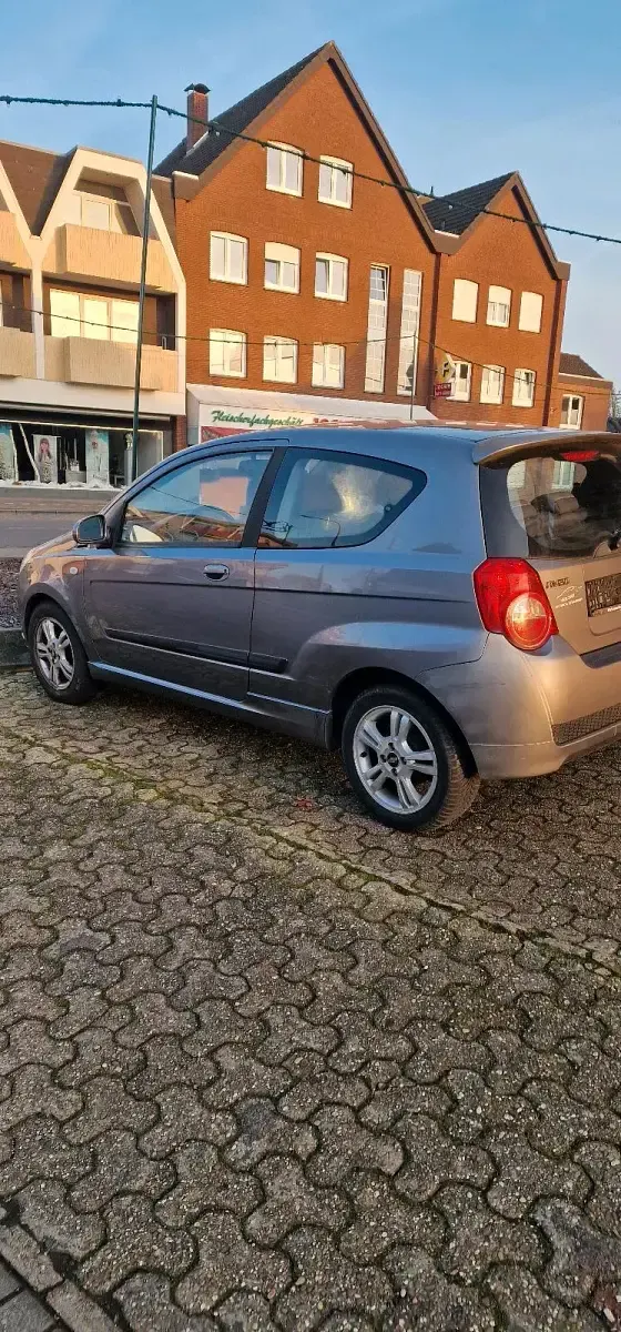Second-hand Chevrolet Aveo 94 CP (69 kW) 2009 Hatchback