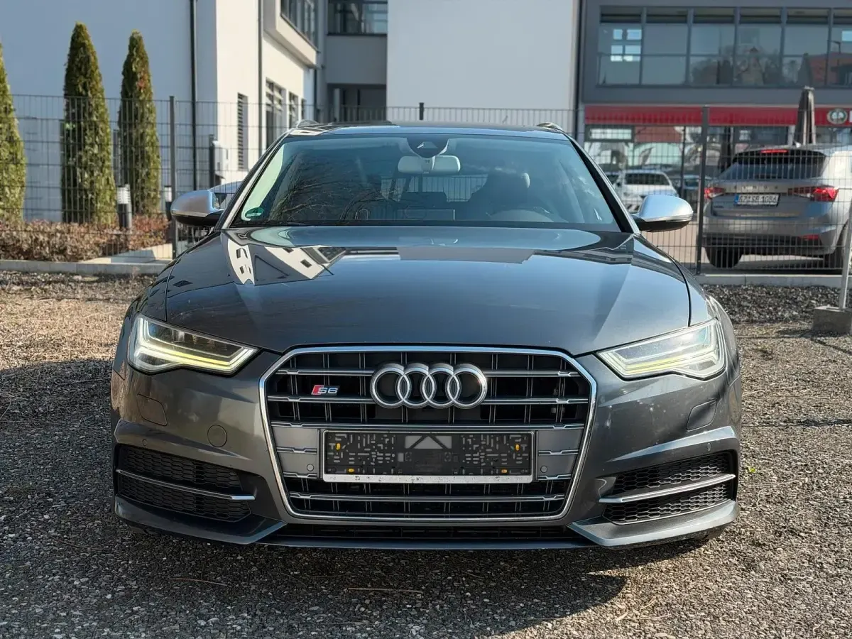 Używany Audi S6 Ambiente 450 KM (330 kW) 2015 Szary Kombi