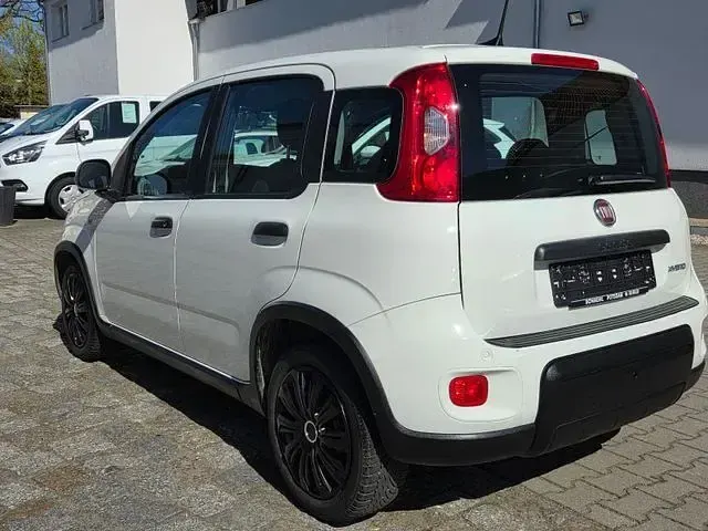 Używany Fiat Panda 69 KM (50 kW) 2024 Biały Hatchback