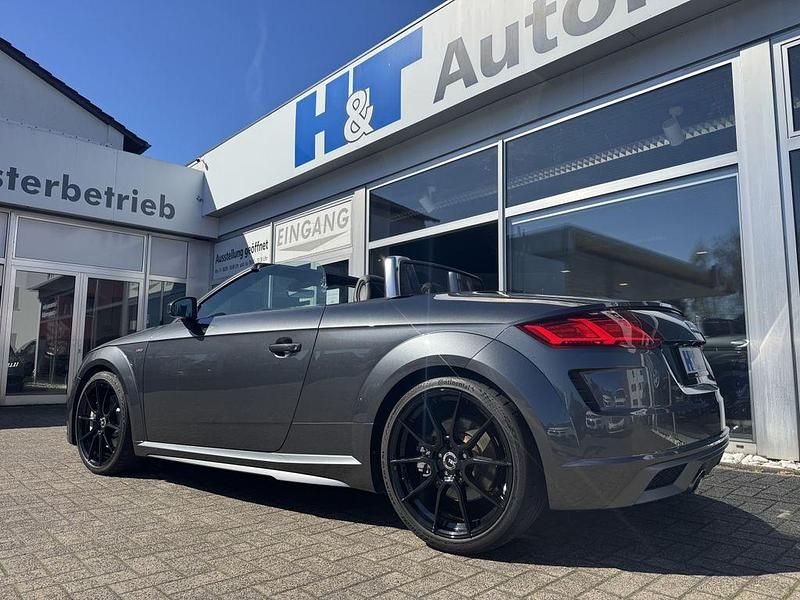 Gebraucht Audi TT S-Line 245 PS (180 kW) 2019 Grau Cabrio