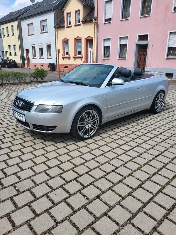 Silber Gebraucht 2002 Audi A4 Cabriolet S-Line Cabrio | 3.650 € (Guter Preis) - Bild 1/4