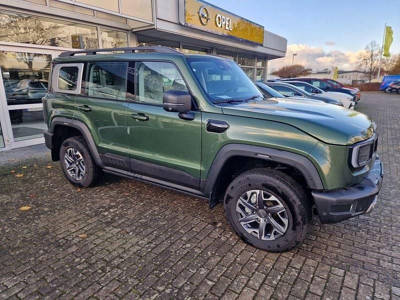 Neu Baic BJ40 234 PS (172 kW) 2025 Grün SUV