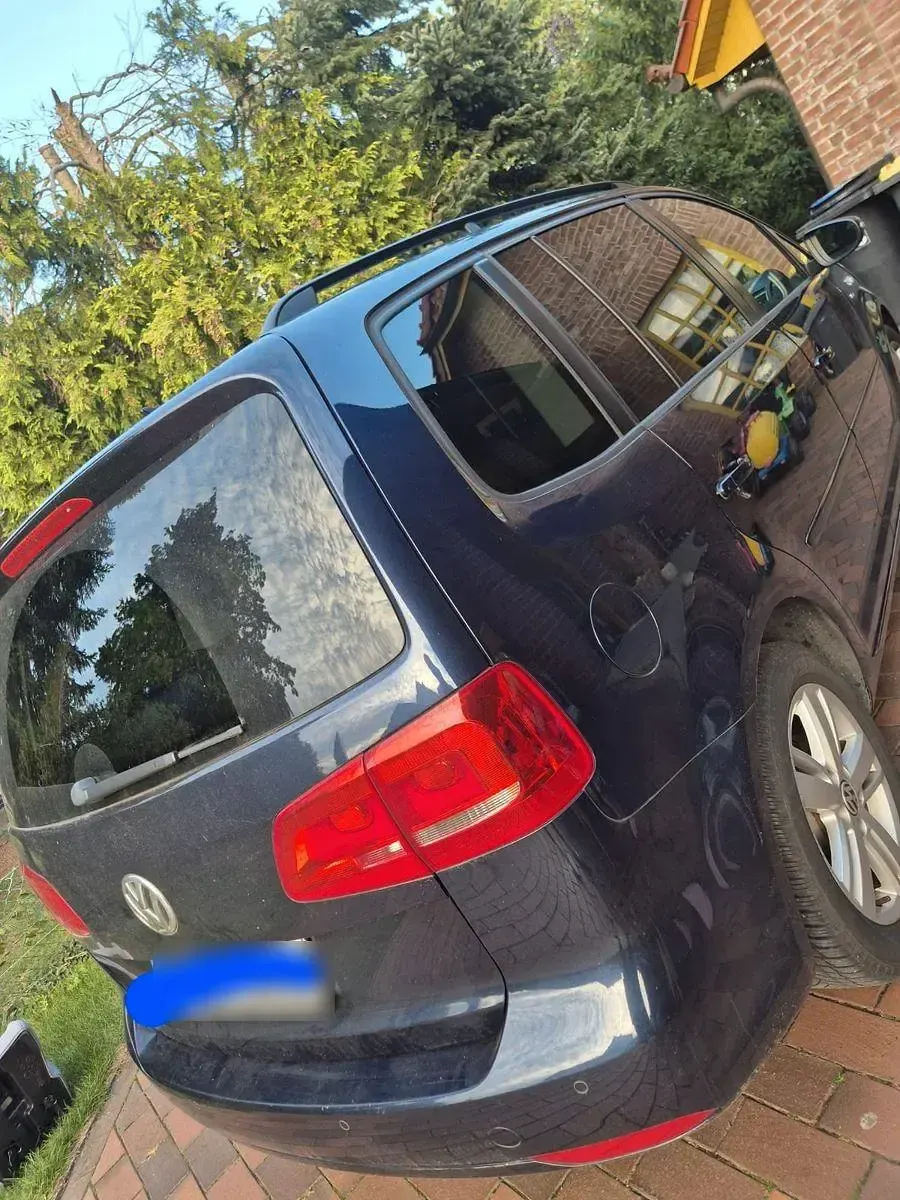Gebraucht VW Touran 140 PS (102 kW) 2013 Blau Van / Kleinbus