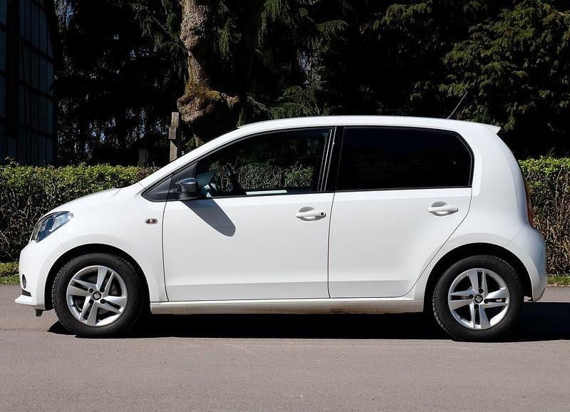 Gebraucht Seat Mii Chic 75 PS (55 kW) 2019 Weiß Kleinwagen