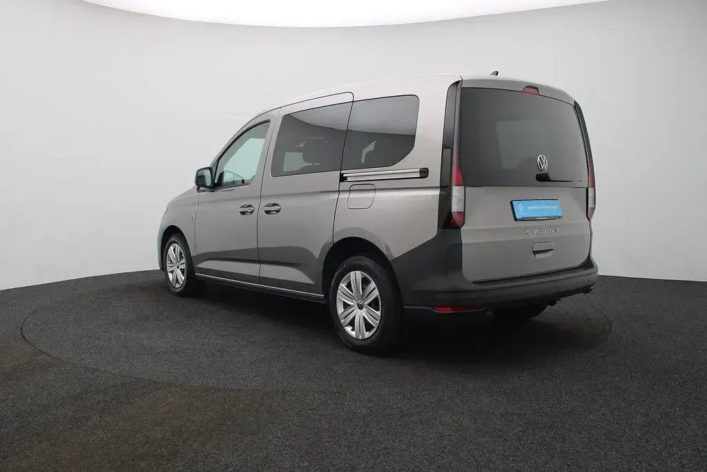 Gebraucht VW Caddy 102 PS (75 kW) 2024 Mojave beige metallic Van / Kleinbus