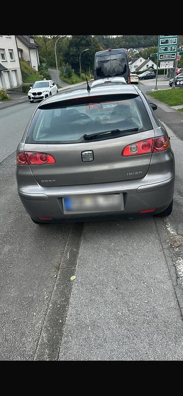 Gebraucht Seat Ibiza 90 PS (66 kW) 2002 Silber Kleinwagen