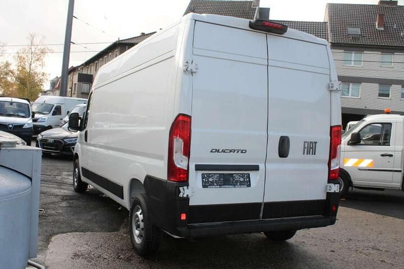 Gebraucht Fiat Ducato 140 PS (102 kW) 2024 Weiß Van