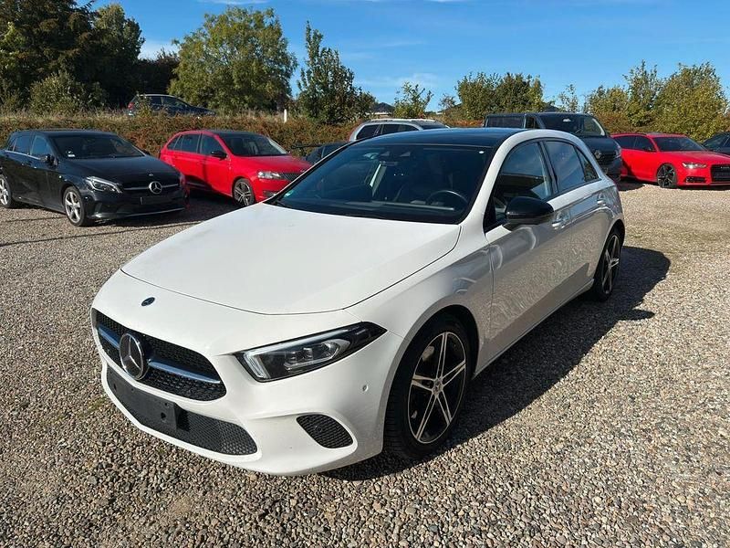 Gebraucht Mercedes A250 224 PS (164 kW) 2018 Weiß Limousine