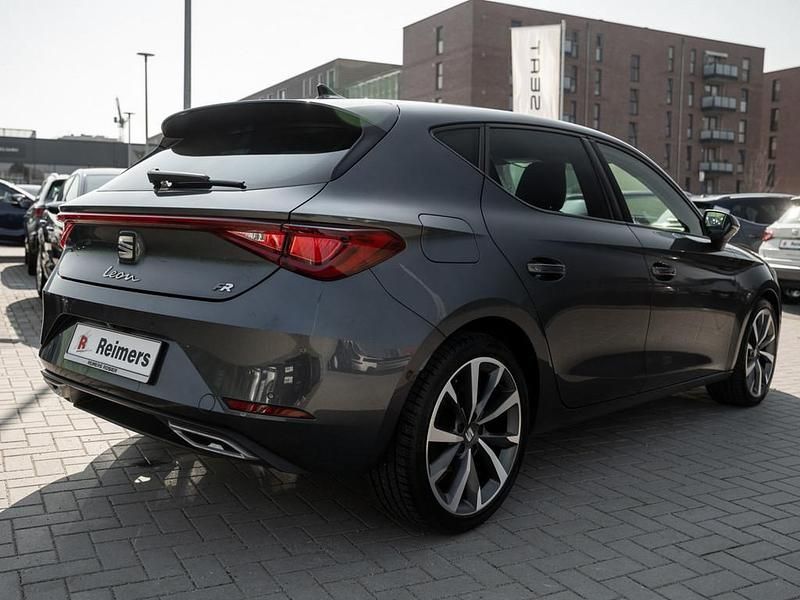 Gebraucht Seat Leon FR 150 PS (110 kW) 2020 Grau / magnetic grau Limousine