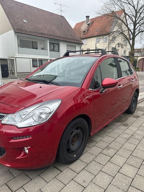 Used Citroën C3 Exclusive 82 HP (60 kW) 2016 Red Hatchback