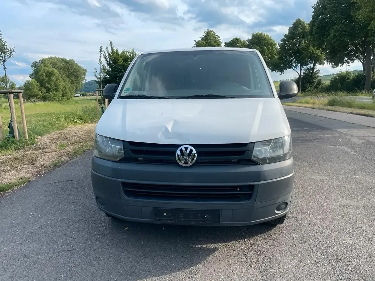 Gebraucht VW Transporter 140 PS (102 kW) 2012 Weiß Van